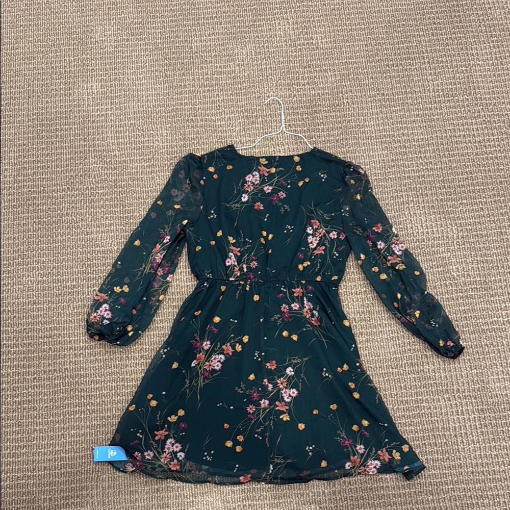 Floral Green Summer Dress - Picture 3 of 3